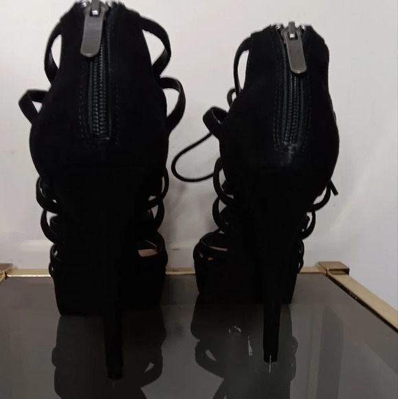 Chinese Laundry Strappy Heel Black - Picture 5 of 10